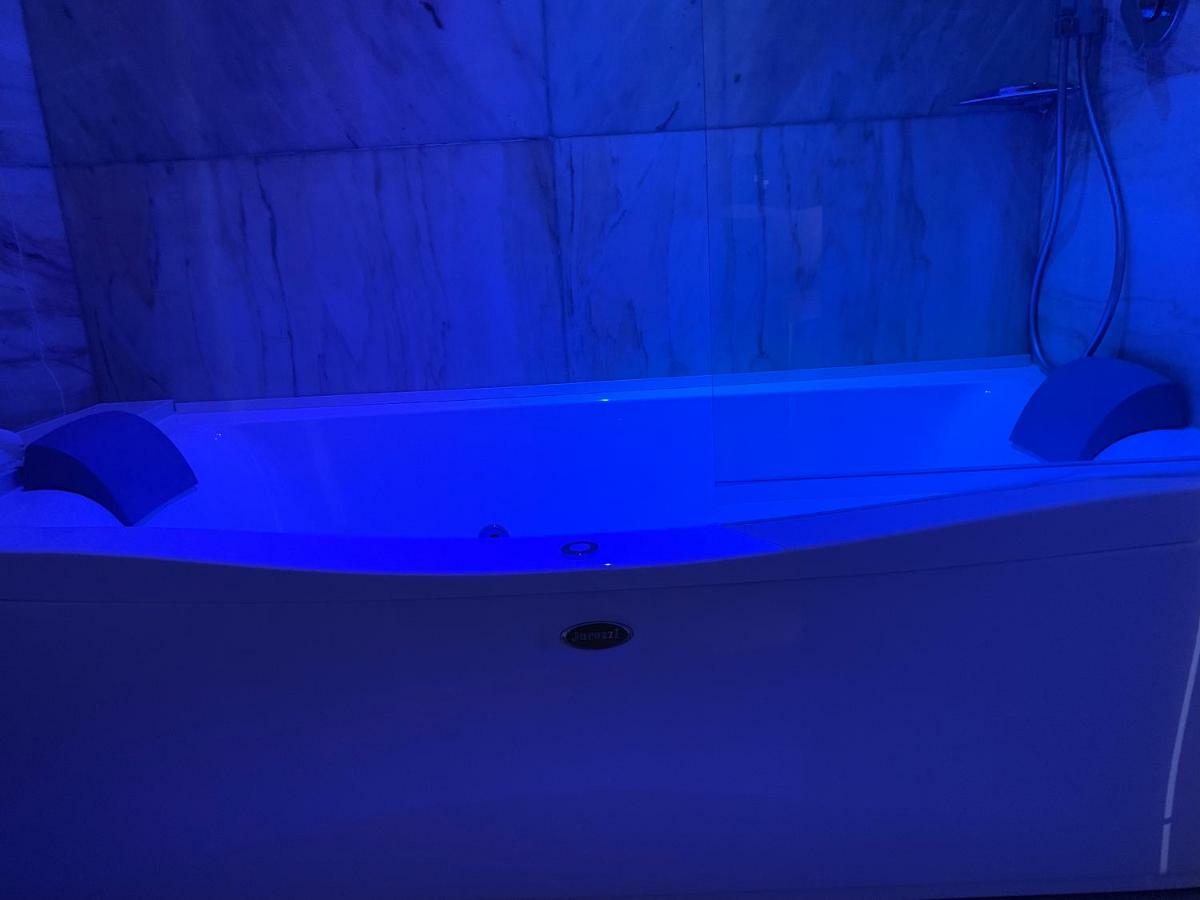 Cellamare Suite & Spa Napoli Bagian luar foto