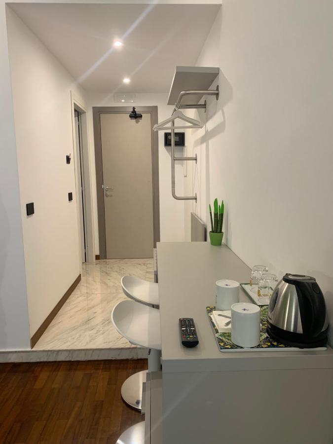 Cellamare Suite & Spa Napoli Bagian luar foto